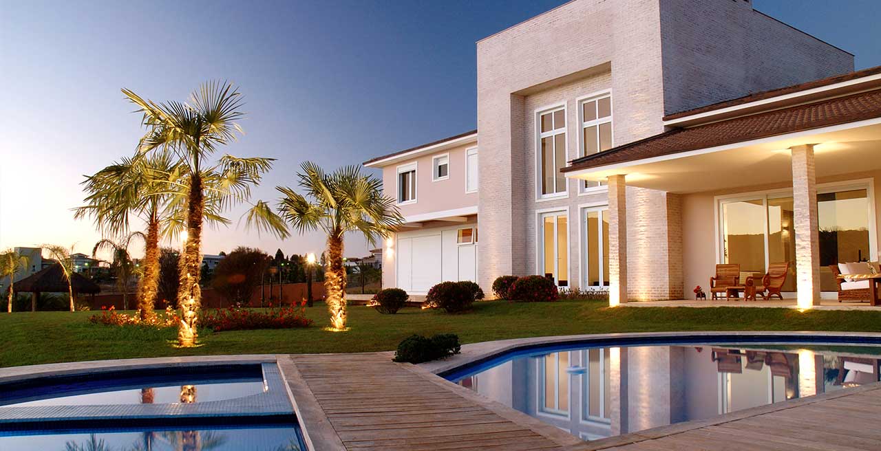 luxury houses