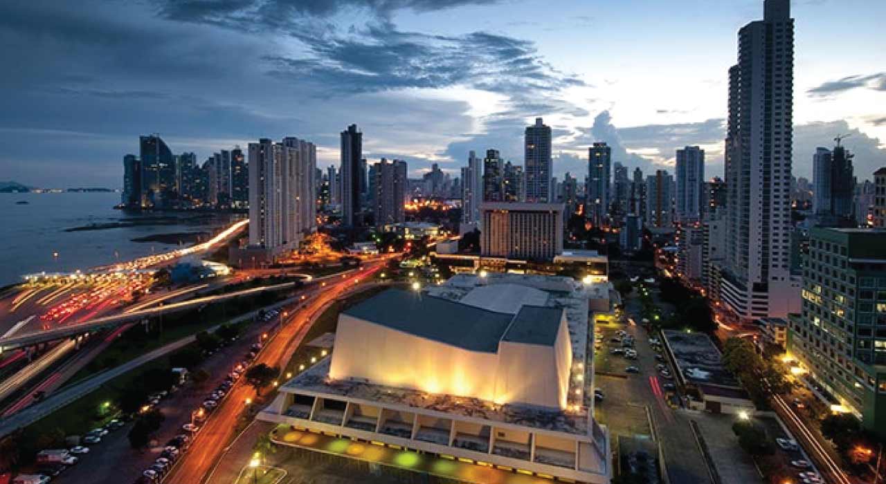 why investing in Panama